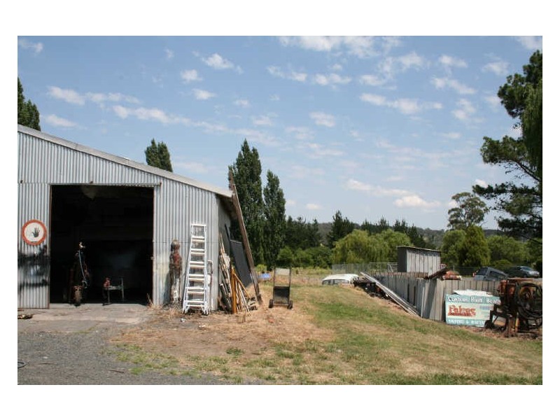 25 Fawcett Road, Glen Innes NSW 2370