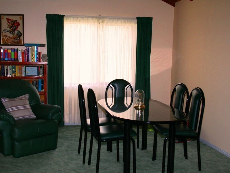 14 Bates Avenue, Glen Innes NSW 2370