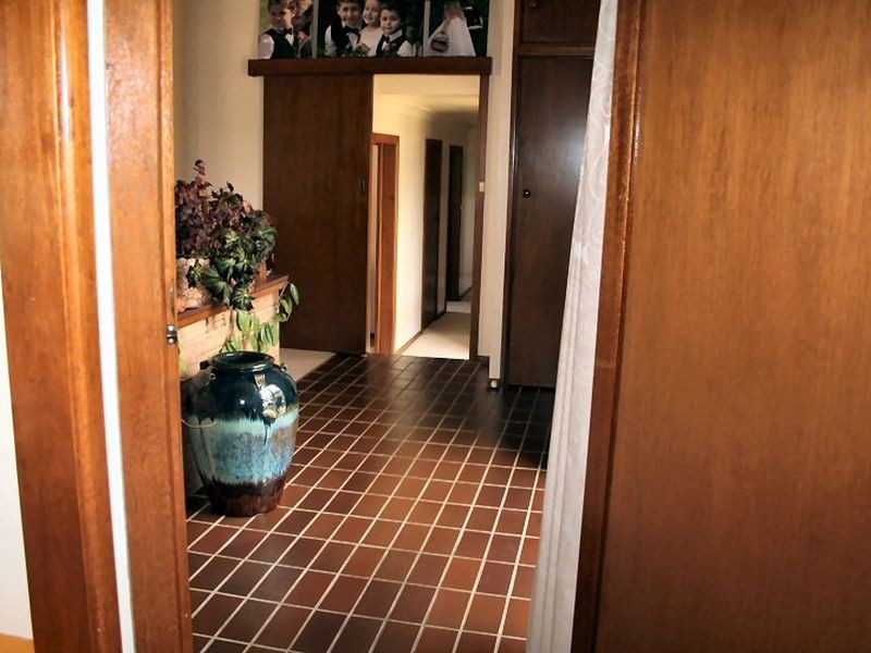 9 Bates Avenue, Glen Innes NSW 2370