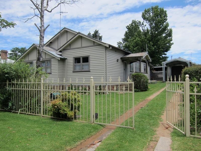 62 West Avenue, Glen Innes NSW 2370