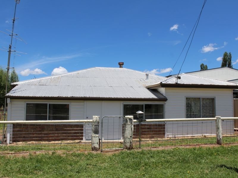 165 Lang Street, Glen Innes NSW 2370