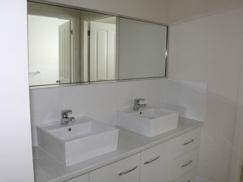 74 Heron Street, Glen Innes NSW 2370