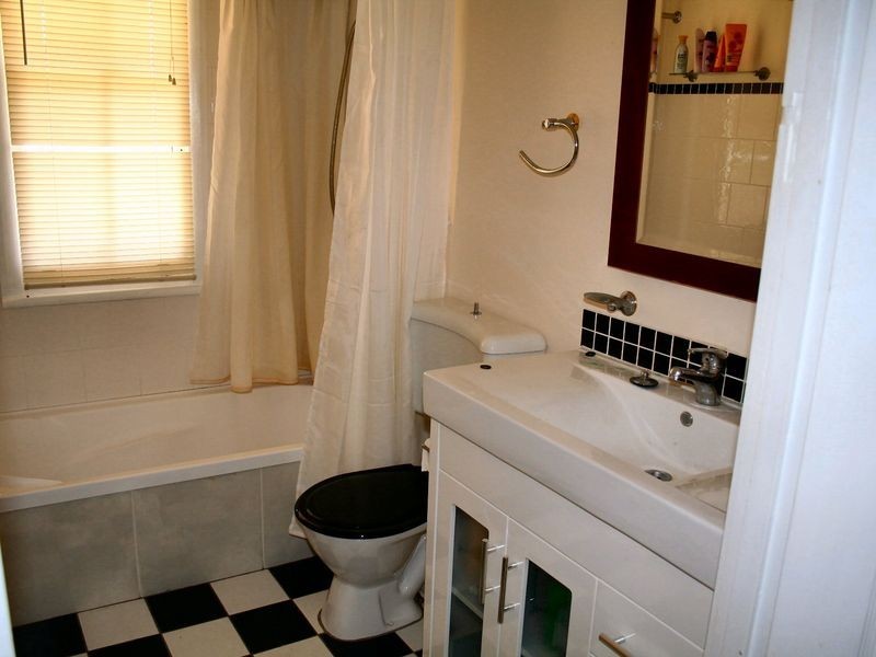 112 Grey Street, Glen Innes NSW 2370
