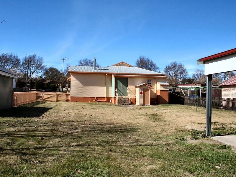 112 Grey Street, Glen Innes NSW 2370