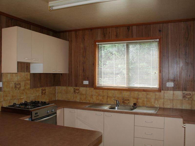 7 Meade Street, Glen Innes NSW 2370