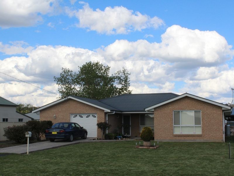 419 Grey Street, Glen Innes NSW 2370