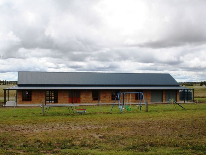 68 Hewitt Road, Glen Innes NSW 2370