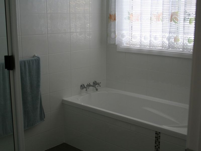 6A Meurant Street, Glen Innes NSW 2370
