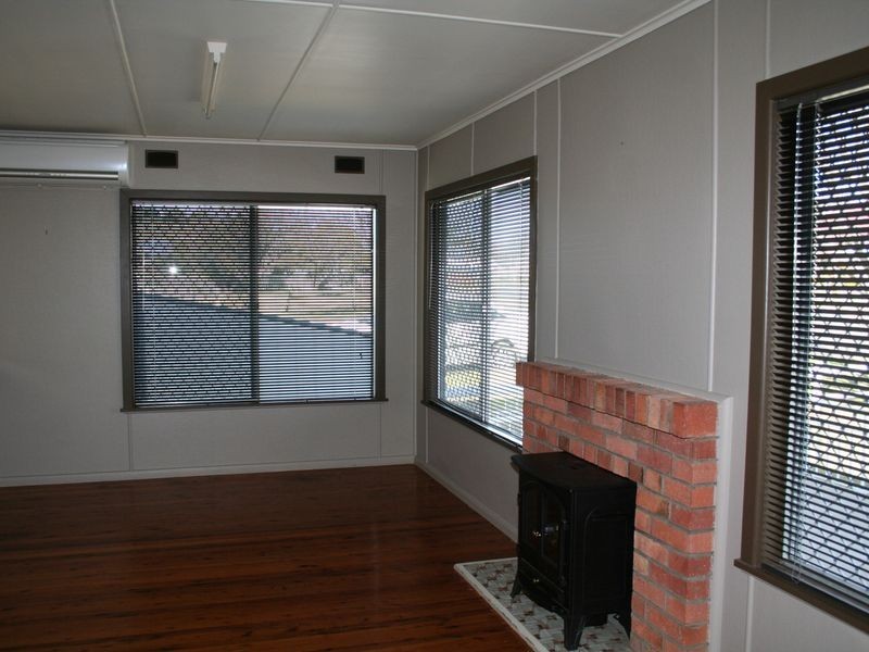 30 Walter Street, Glen Innes NSW 2370