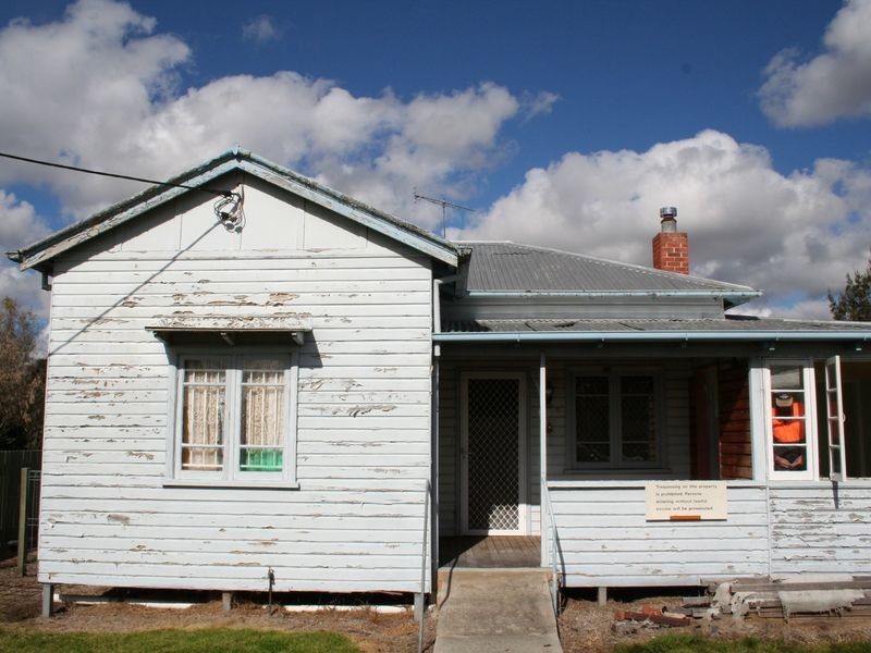 33 High Street, Tenterfield NSW 2372