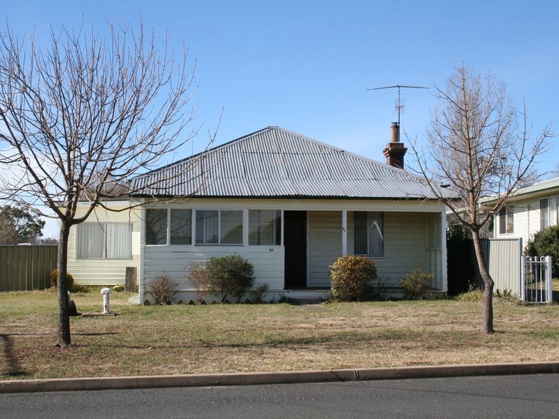 97 Coronation Avenue, Glen Innes NSW 2370
