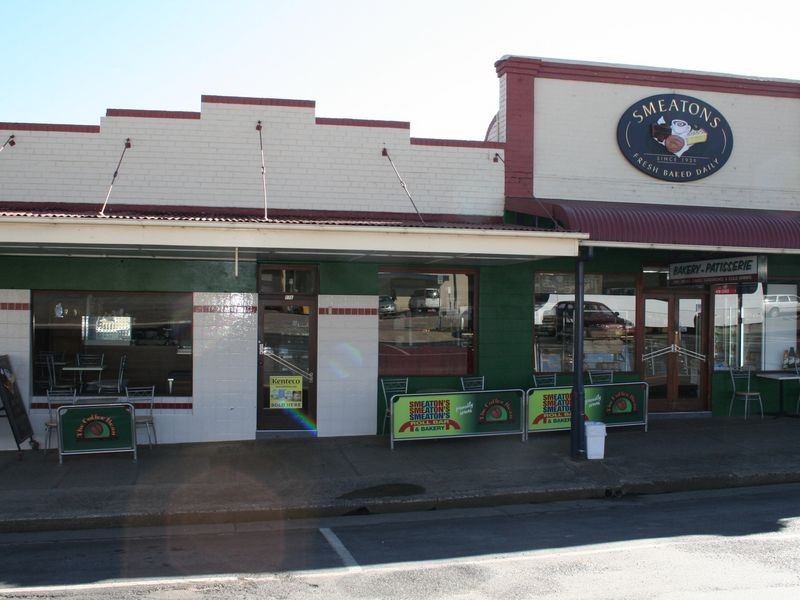 Smeatons B 176-178 Bourke Street, Glen Innes NSW 2370