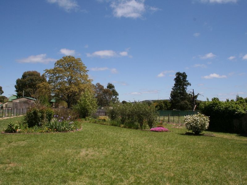 34 Railway Street, Glen Innes NSW 2370