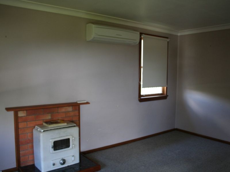 3 Robinson Avenue, Glen Innes NSW 2370