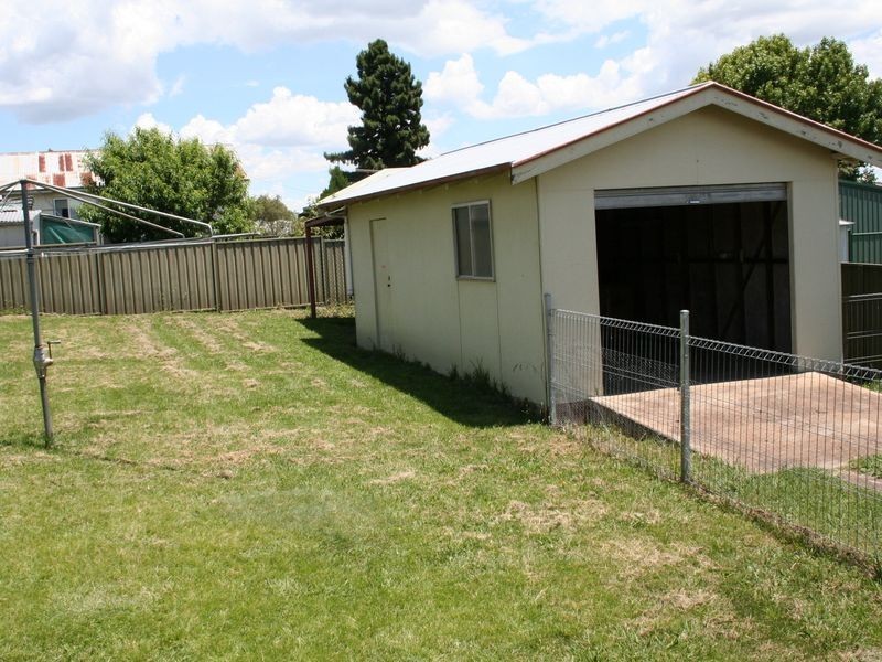3 Robinson Avenue, Glen Innes NSW 2370