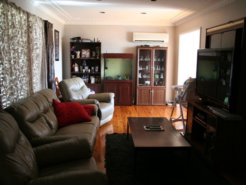 92-94 Coronation Avenue, Glen Innes NSW 2370