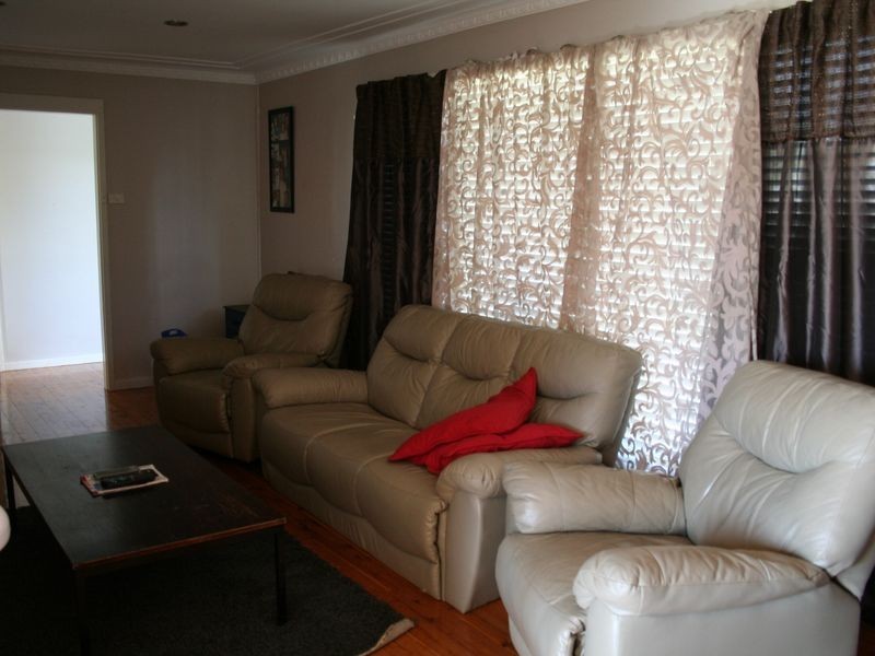 92-94 Coronation Avenue, Glen Innes NSW 2370