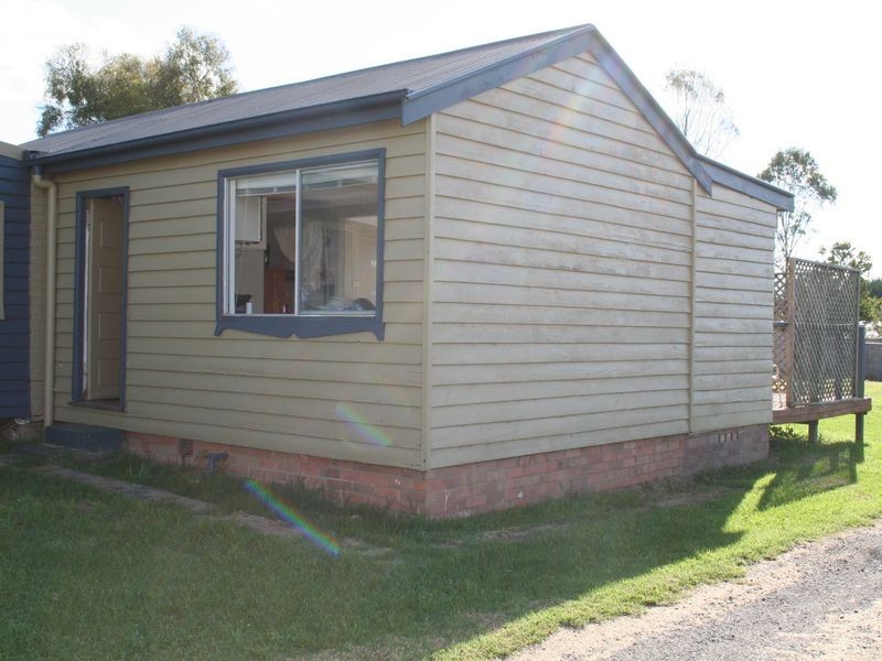 92-94 Coronation Avenue, Glen Innes NSW 2370