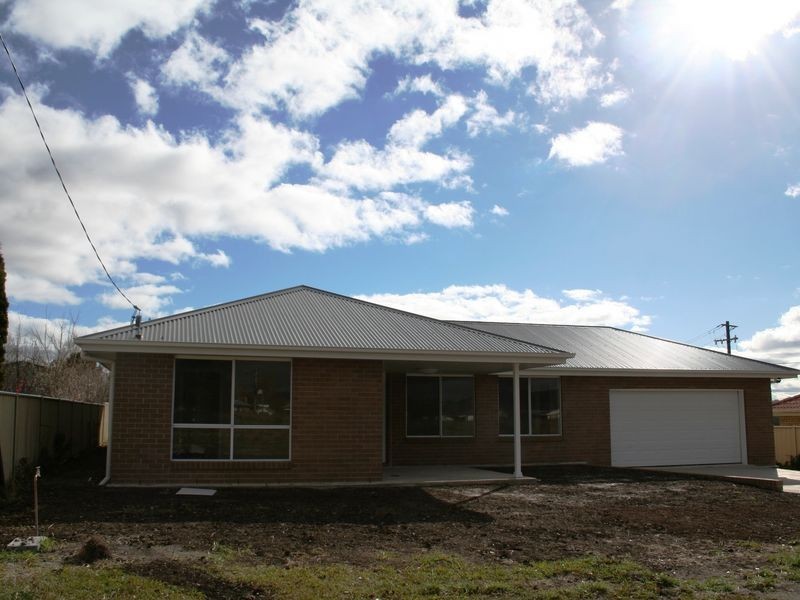 32 Blessing Street, Glen Innes NSW 2370