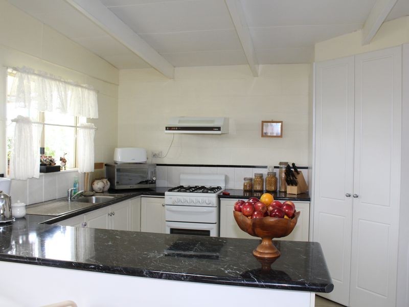 17 Camp Street, Glencoe NSW 2365