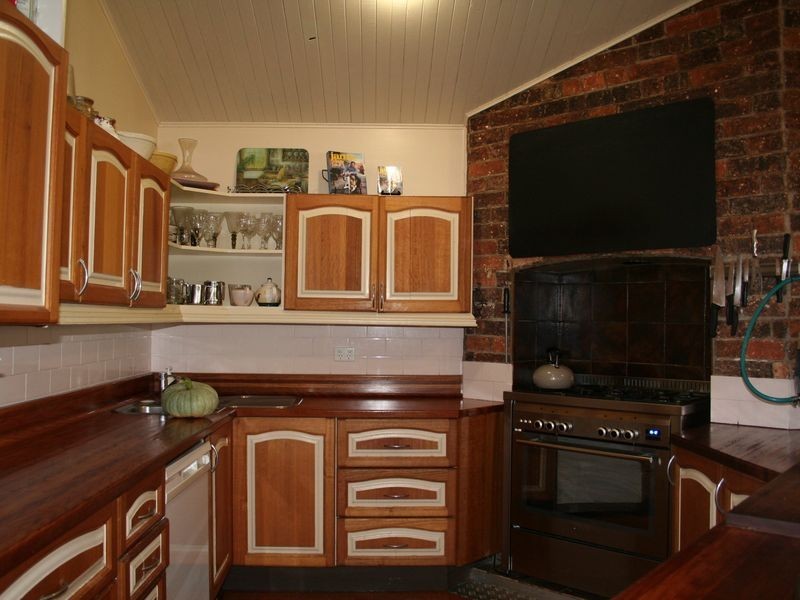 79 Meade Street, Glen Innes NSW 2370