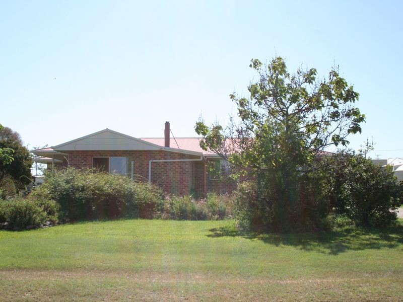 24 Fraser Street, Deepwater NSW 2371