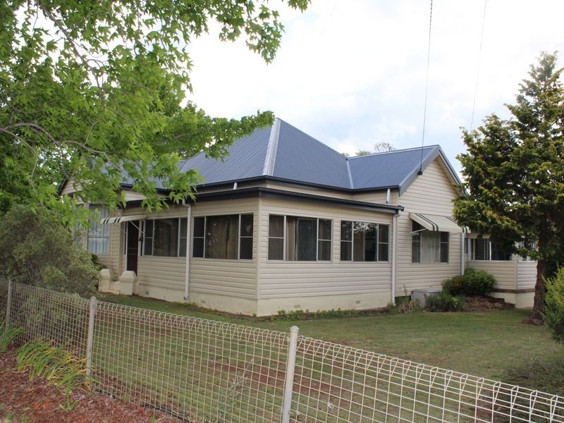 9769 New England Highway, Glen Innes NSW 2370