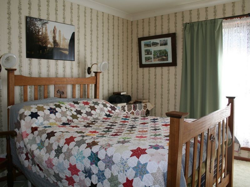 25 Hunter Street, Glen Innes NSW 2370