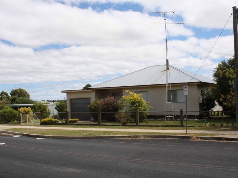 30 Park Street, Emmaville NSW 2371