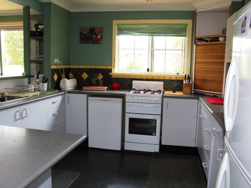 8 Abbott Street, Glen Innes NSW 2370