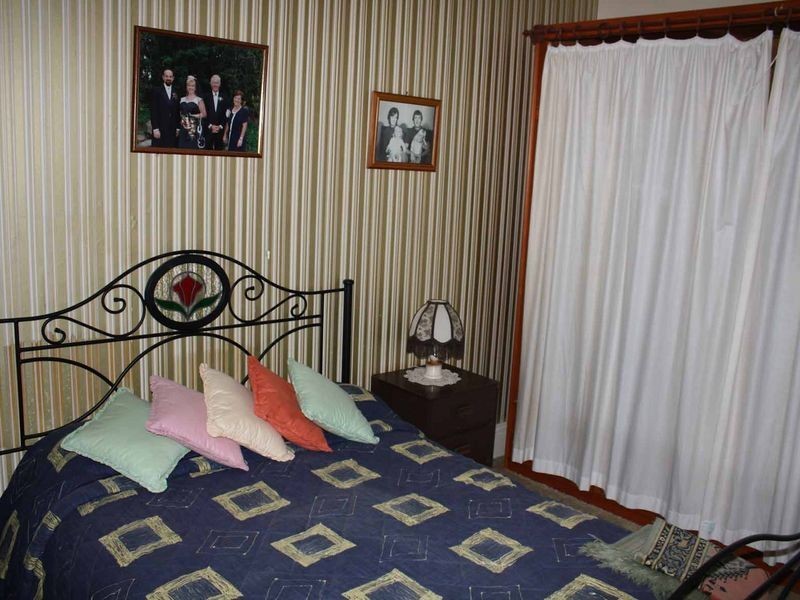 13 Surrey Park, Glen Innes NSW 2370