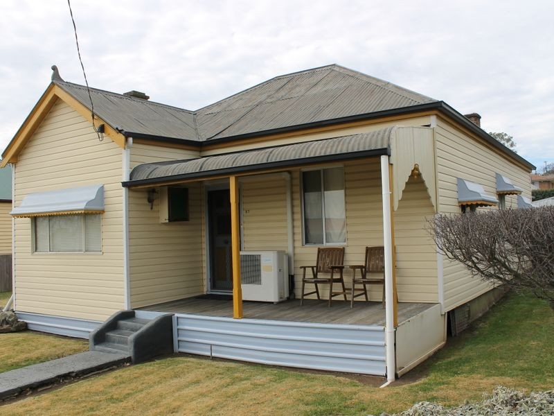27 Church St, Glen Innes NSW 2370