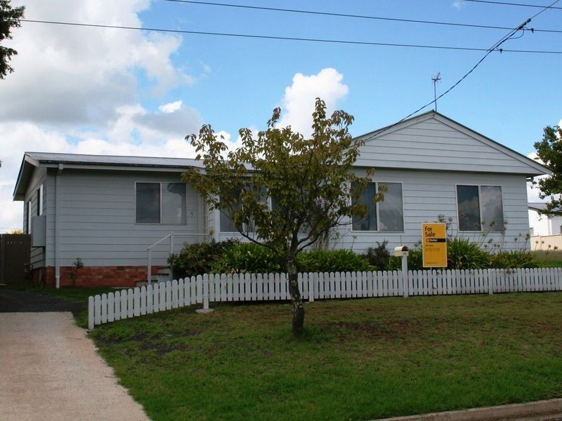 5 Oxford Street, Glen Innes NSW 2370
