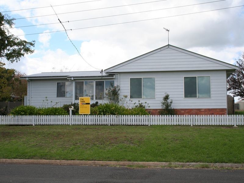 5 Oxford Street, Glen Innes NSW 2370