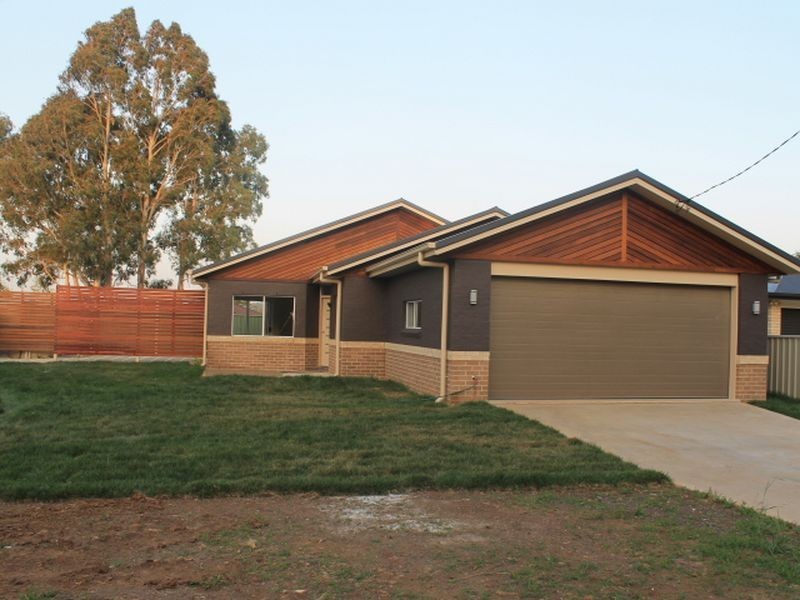 63 Abbott Street, Glen Innes NSW 2370