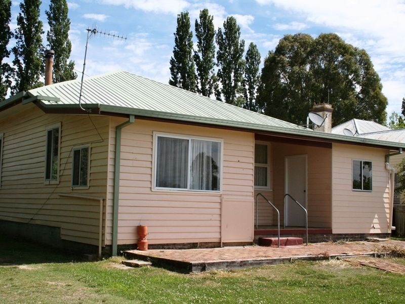 254 Bourke Street, Glen Innes NSW 2370