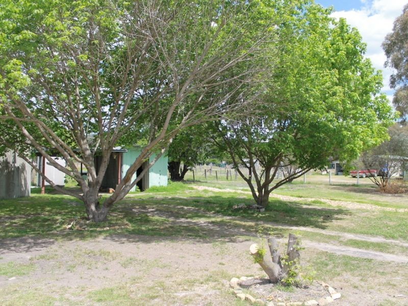 30 Inverell Rd, Emmaville NSW 2371