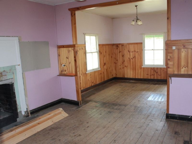 30 Inverell Rd, Emmaville NSW 2371