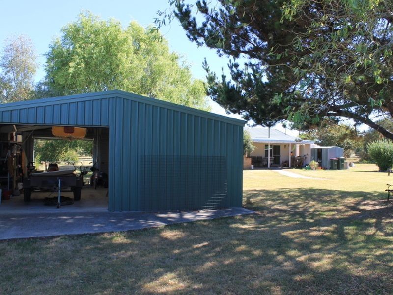 21 Bourke St, Deepwater NSW 2371