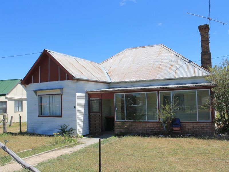16 Irby Street, Emmaville NSW 2371