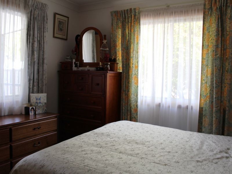 12 Moredun Road, Ben Lomond NSW 2365