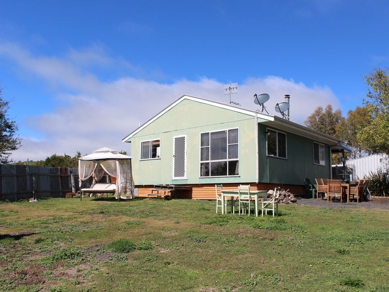 12 Moredun Road, Ben Lomond NSW 2365