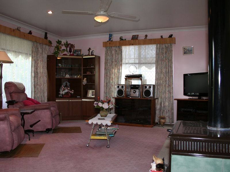 26 Thomas Street, Glen Innes NSW 2370