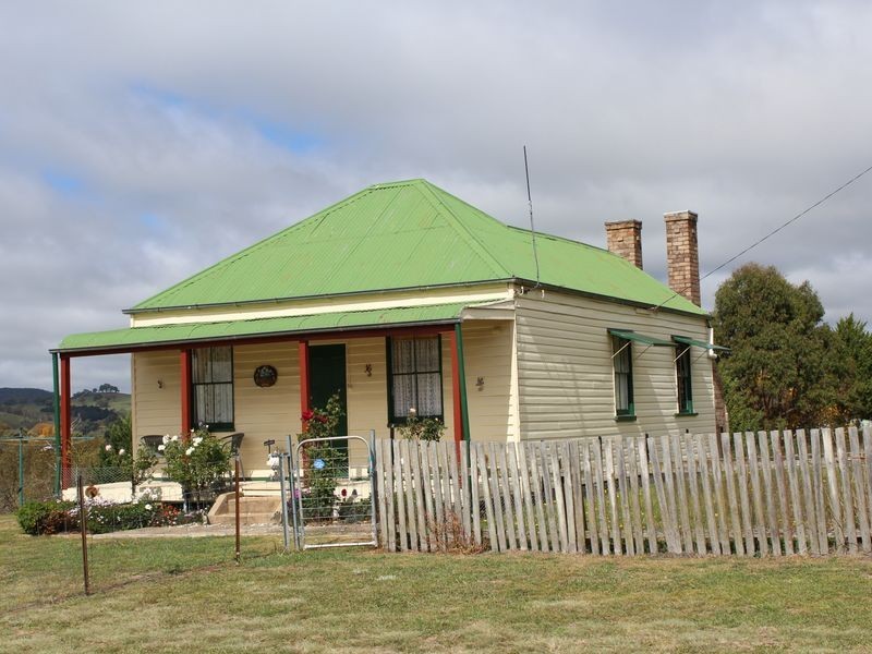 9 McInnes Street, Glencoe NSW 2365