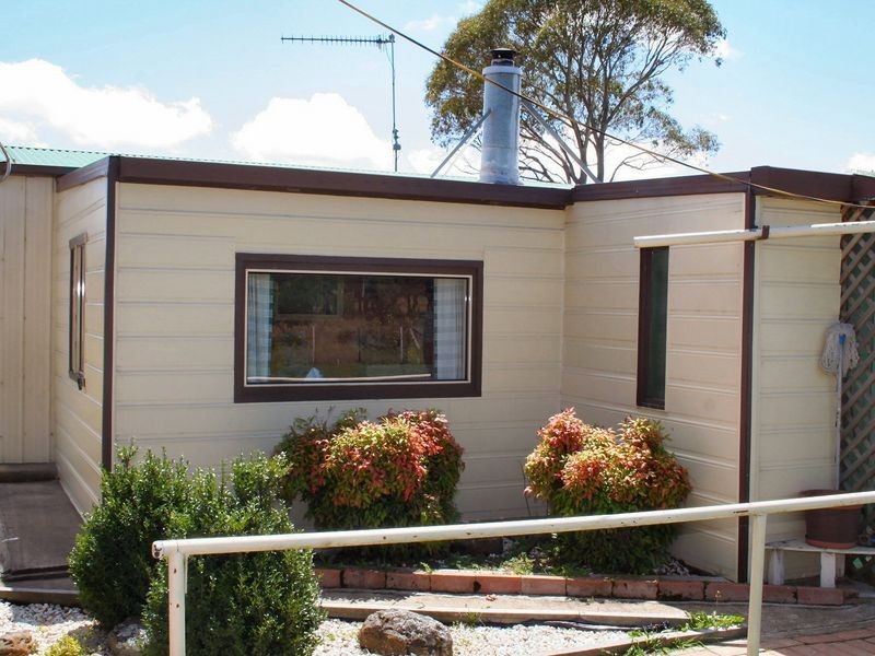 2/70 Lawlers Road, Glen Innes NSW 2370