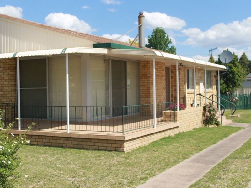 9 Digby Street, Glen Innes NSW 2370