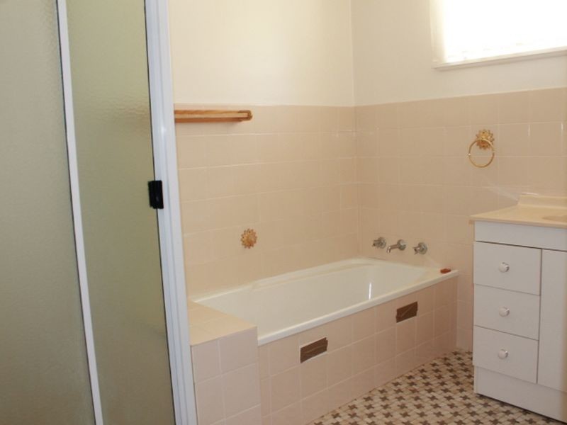 9 Digby Street, Glen Innes NSW 2370