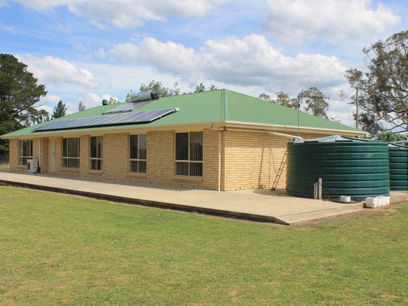 151 Whitmore Rd, Glen Innes NSW 2370