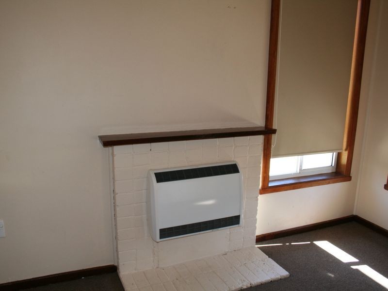 51A & 51B Meade Street, Glen Innes NSW 2370