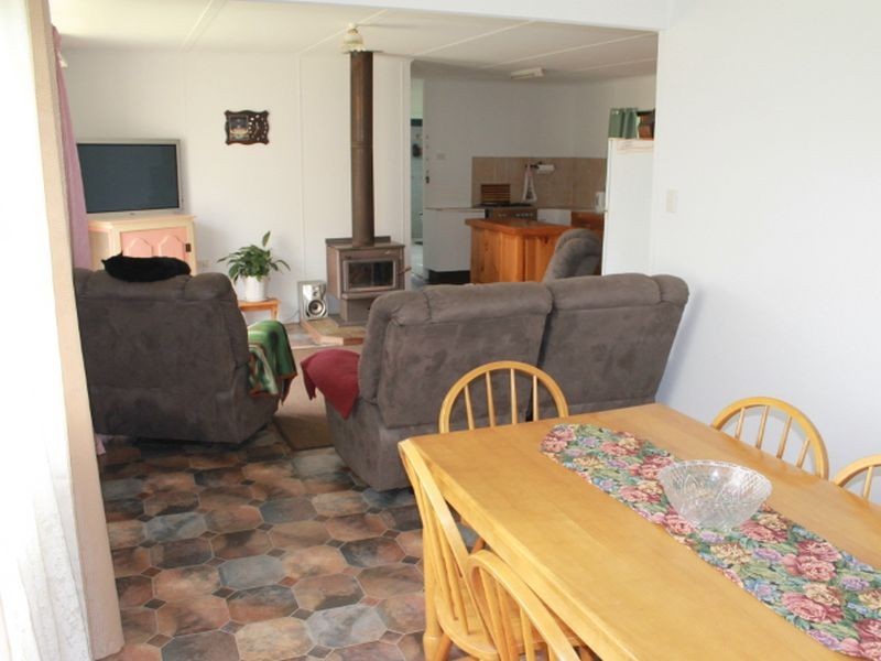 35 Moore Street, Emmaville NSW 2371